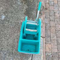 Carrelli professionali per pulizie - singoli e dop