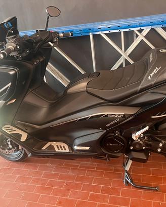 TMAX 560 Anno 2020  RS