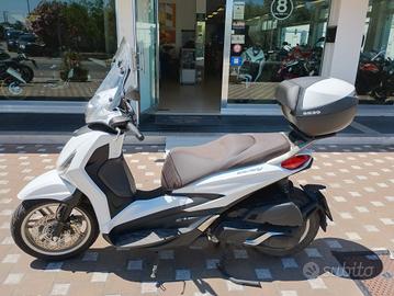 Piaggio Beverly 400
