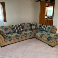 Divano angolare Mary di Gobbo salotti in pelle