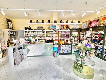 Prossima cessione di attività di erboristeria