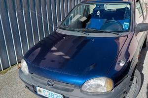 Opel Corsa sport 1000cc.