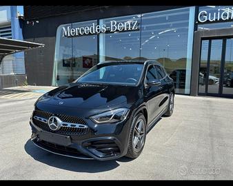MERCEDES BENZ GLA 200 d automatic