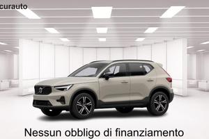 VOLVO Xc40 B3 Mild Hybrid Automatico Plus Dark