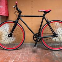 Bici scatto fisso o ruota libera