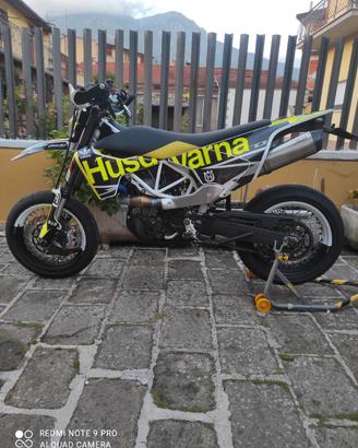 HUSQVARNA 701