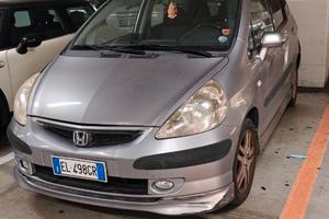 Honda Jazz 2004 funzionante da sistemare