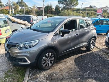 Renault Captur dCi 8V 90 CV EDC Automatica