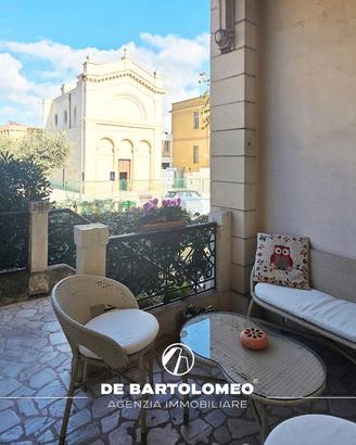 In Via Cesare Battisti app rifinito con cortile