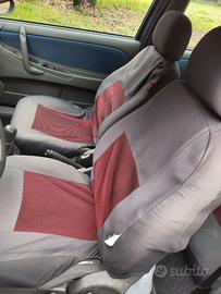 Coprisedili Lancia Y10 (Rosso/Nero)