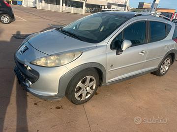 Vettura bifuel benzina/GPL