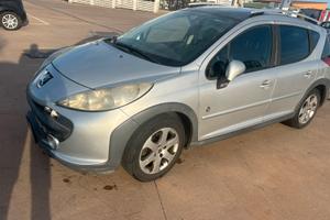 Vettura bifuel benzina/GPL