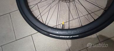 ruote da strada carbonio 