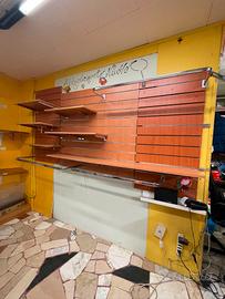 arredamento  negozio 