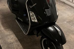 Piaggio vespa gts 300 super