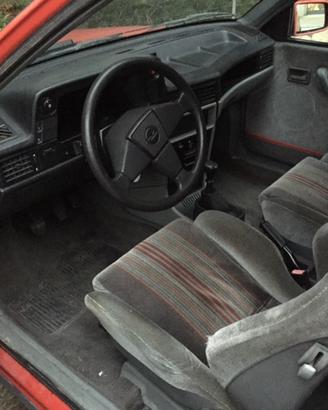 Opel Kadett GSI interni completi e Motore 16 V
