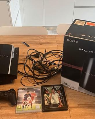 PS3 + GTA V (metallo) + Fifa 16+ 2 Joystick
