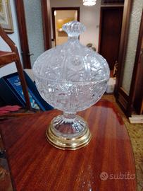 bomboniera in cristallo con coperchio 