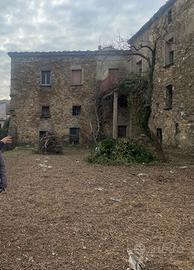 Casa storica con GIARDINO a Piano Vetrale-Cilento