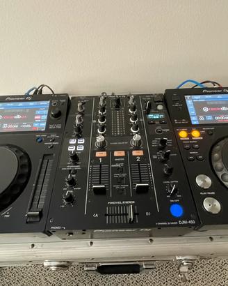 Coppia di XDJ 700 + FLIGHT CASE