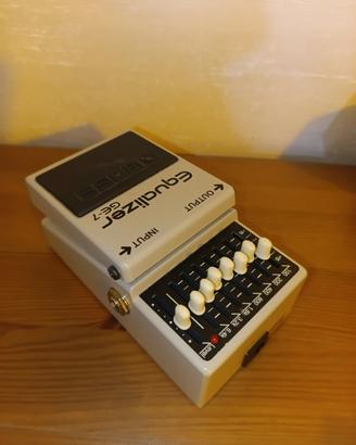 Boss GE-7 pedale effetto equalizzatore Roland