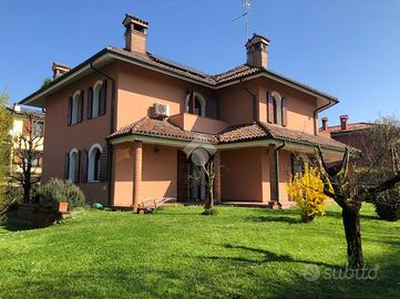 VILLA SINGOLA A SIZIANO