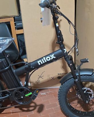 bicicletta  laNilox X8 Pro