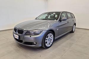 BMW 320 d Touring xdrive Futura - Sens. Park. - Te