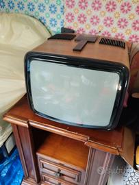 Televisore Brionvega Spot 2 16
