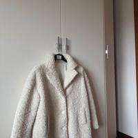 Cappotto in pelliccia sintetica corta I DO