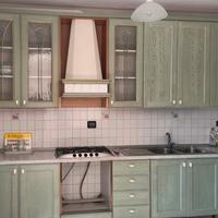 Cucina componibile classica verde salvia