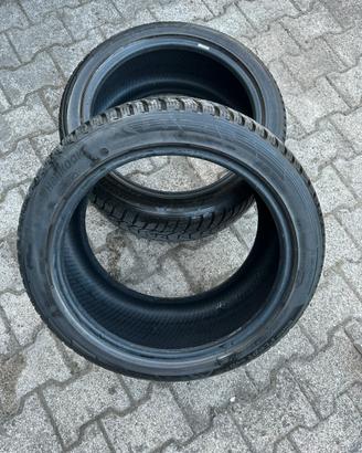 Due  gomme come nove da 17