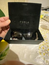 Occhiali da sole furla con astuccio