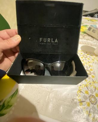 Occhiali da sole furla con astuccio