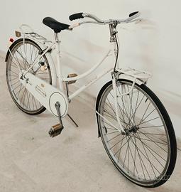 OLANDESINA  MARCA CARRARO MISURA 26