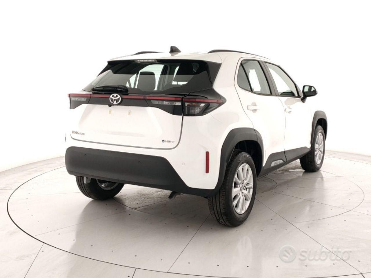 Toyota Yaris Cross 2026 photo 3
