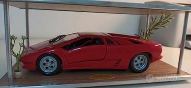 Modellino LAMBORGHINI DIABLO scala 1.18