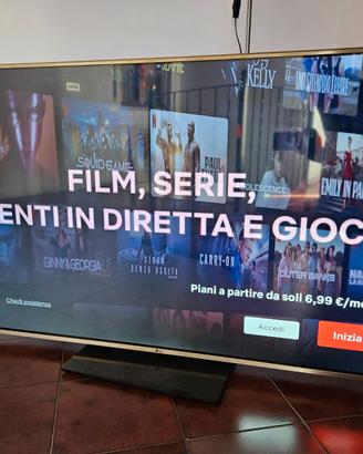 LG 55” 4K UHD Smart TV + Magic Remote + Supporto
