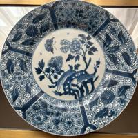 Piatto bianco e blu giappone