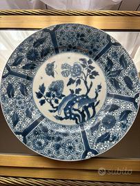 Piatto bianco e blu giappone