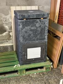 Stufa in pietra ollare spazzolata