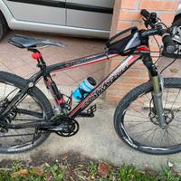 mtb carbonio marca Olimpia