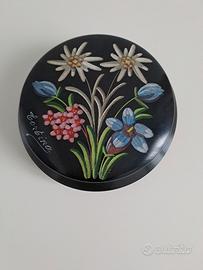 scatola portagioie in legno intagliato "Cortina"