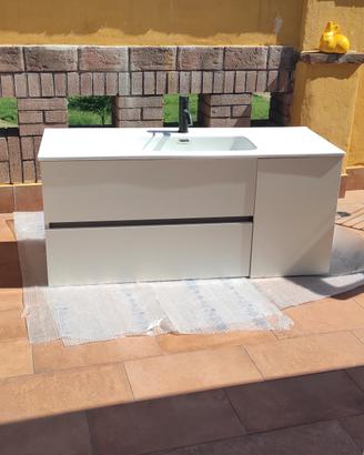 mobile bagno sospeso, come nuovo 