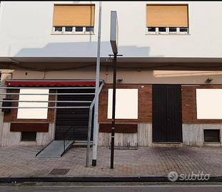 Locale Commerciale Cicciano