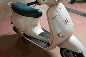 Vespa 150  ET4