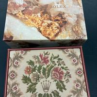 scatola Rolex con ricamo