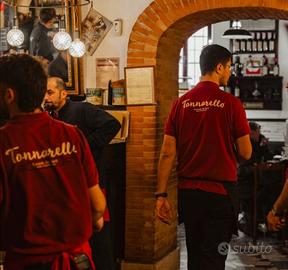 Cameriere o aiuto cameriere