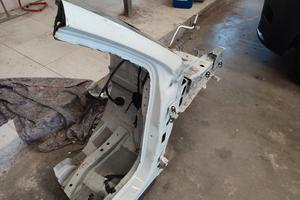 Renault austral pezzo taglio anteriore dx 