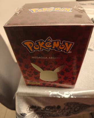 medaglia argento Pokémon 
